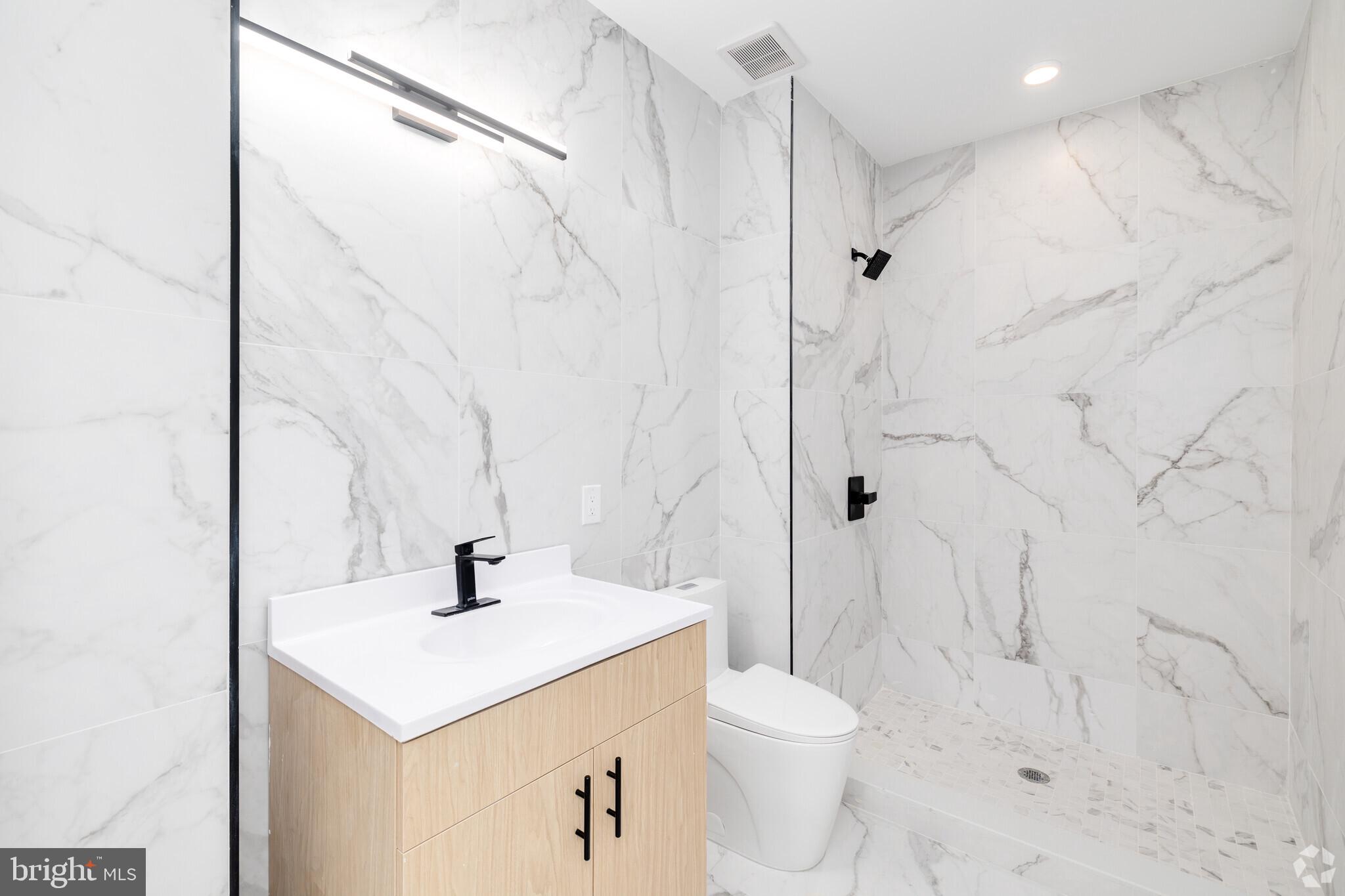 FISHTOWN - Residential Lease