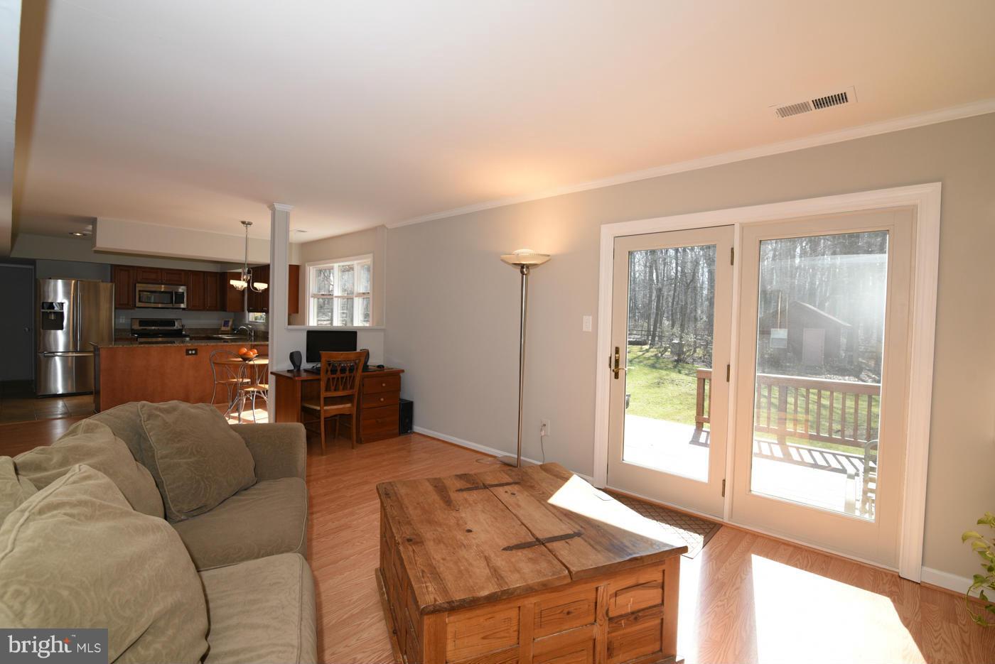 RESTON - Residential