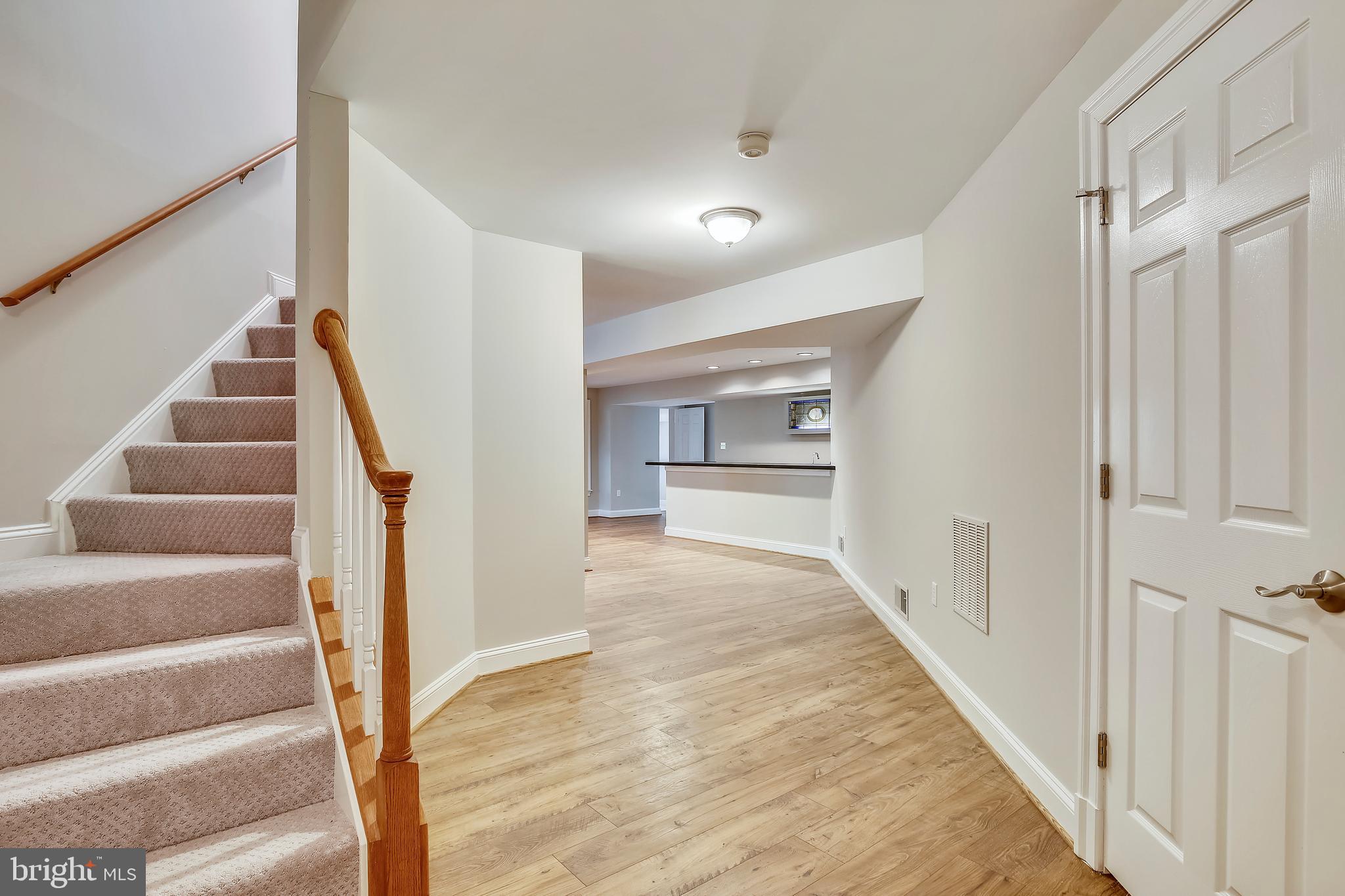 CHAIN BRIDGE - Residential