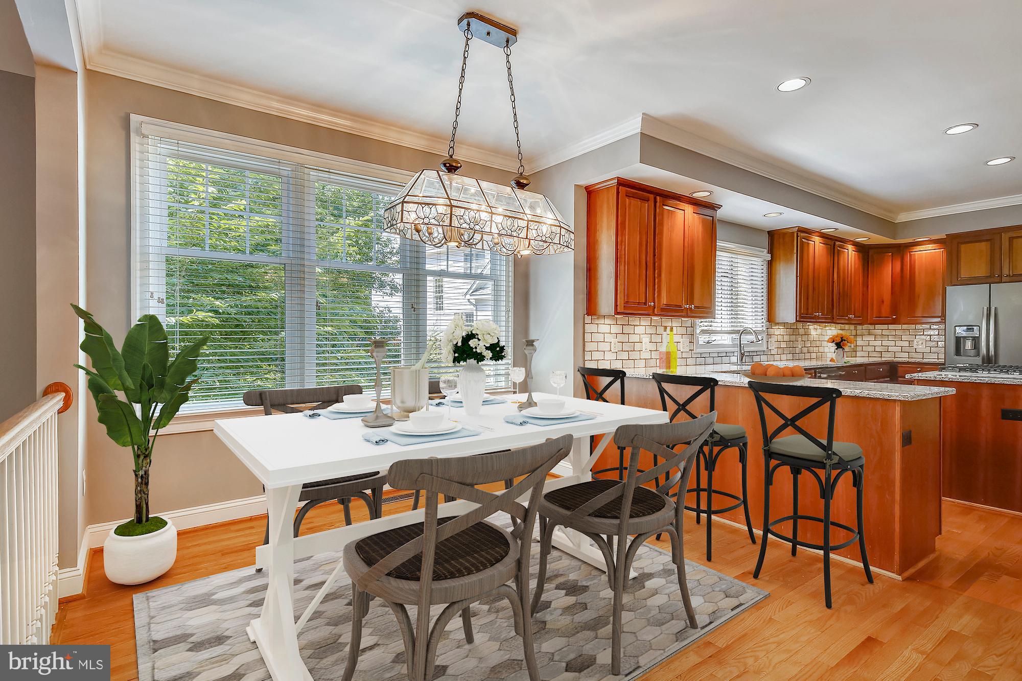 CHAIN BRIDGE - Residential