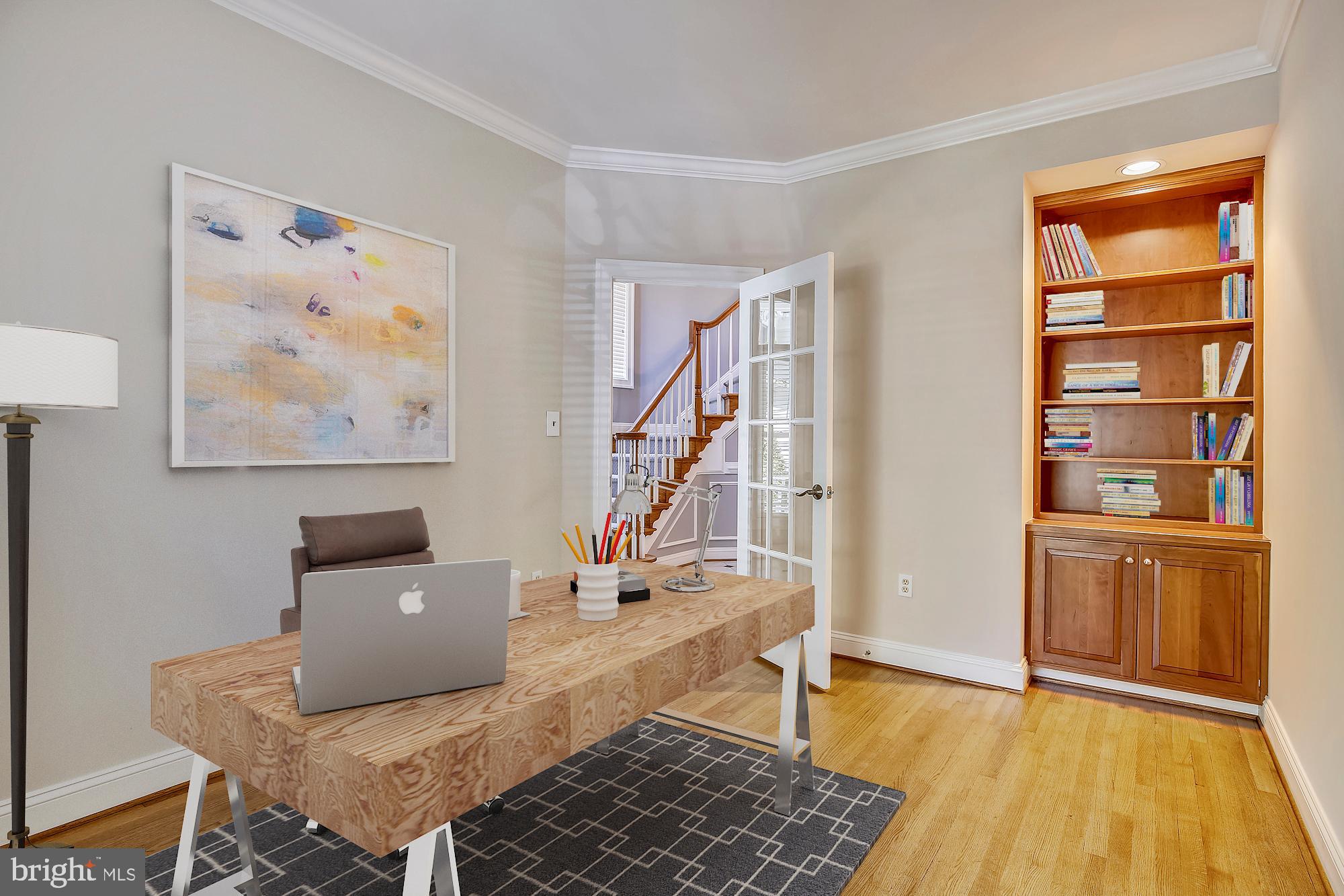 CHAIN BRIDGE - Residential