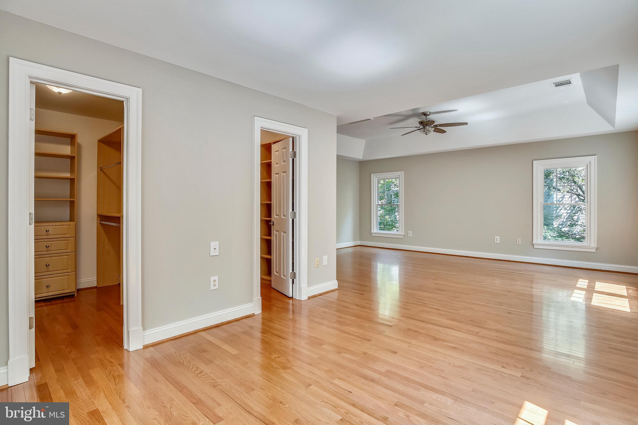 CHAIN BRIDGE - Residential