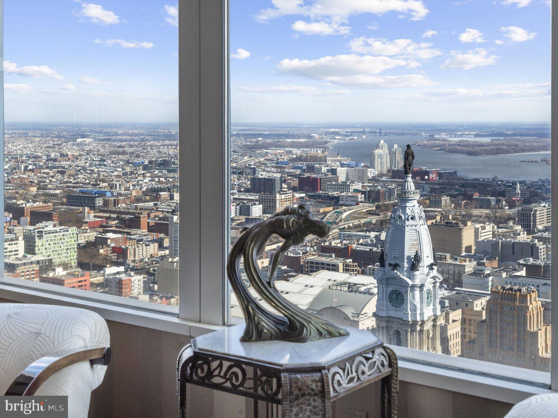 CENTER CITY - Residential