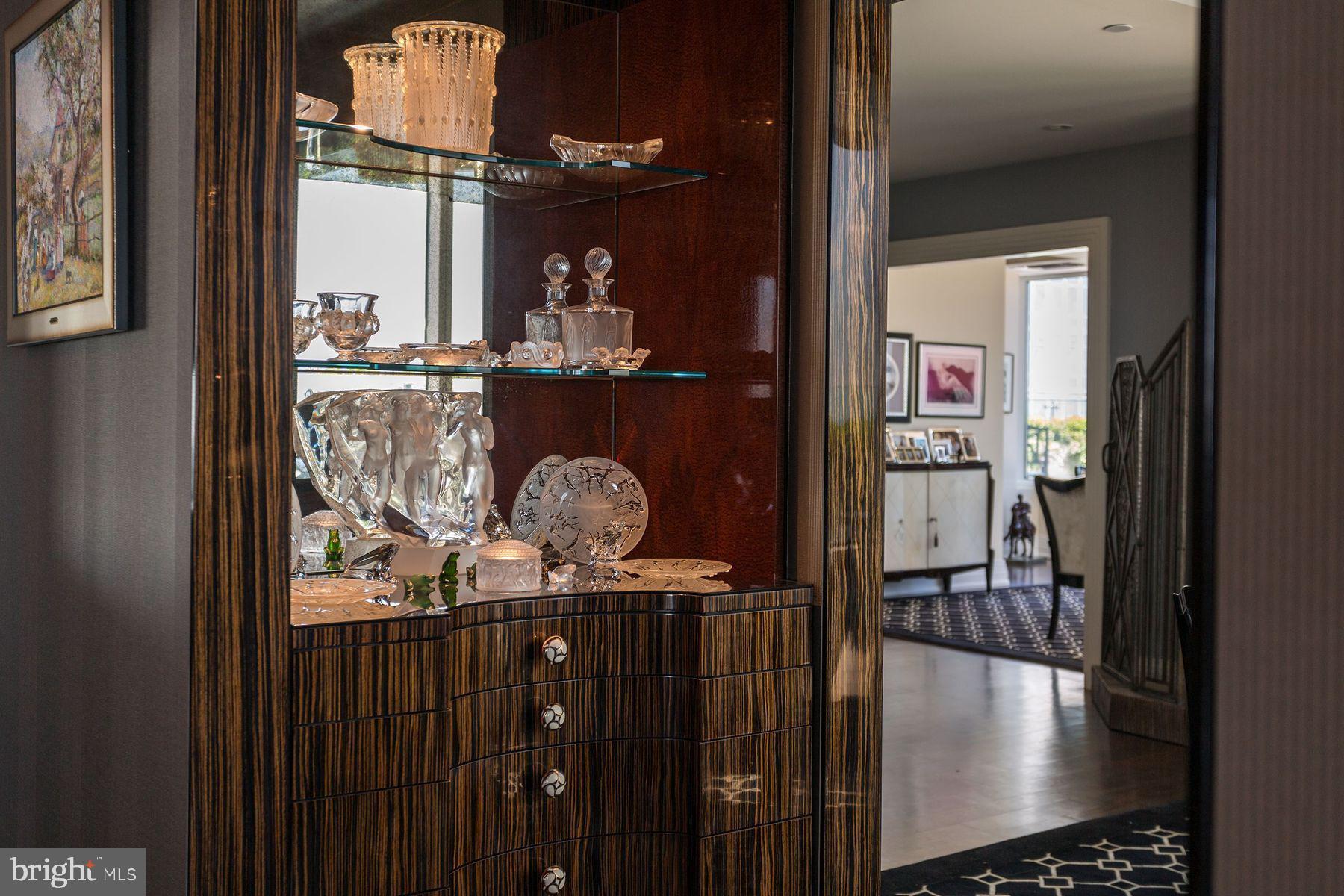 CENTER CITY - Residential