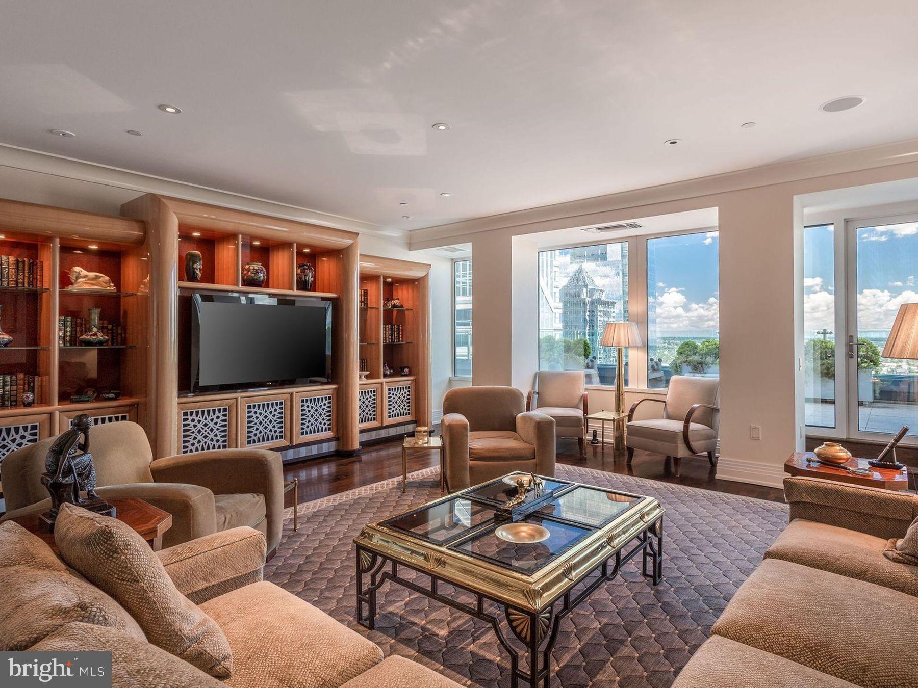 CENTER CITY - Residential