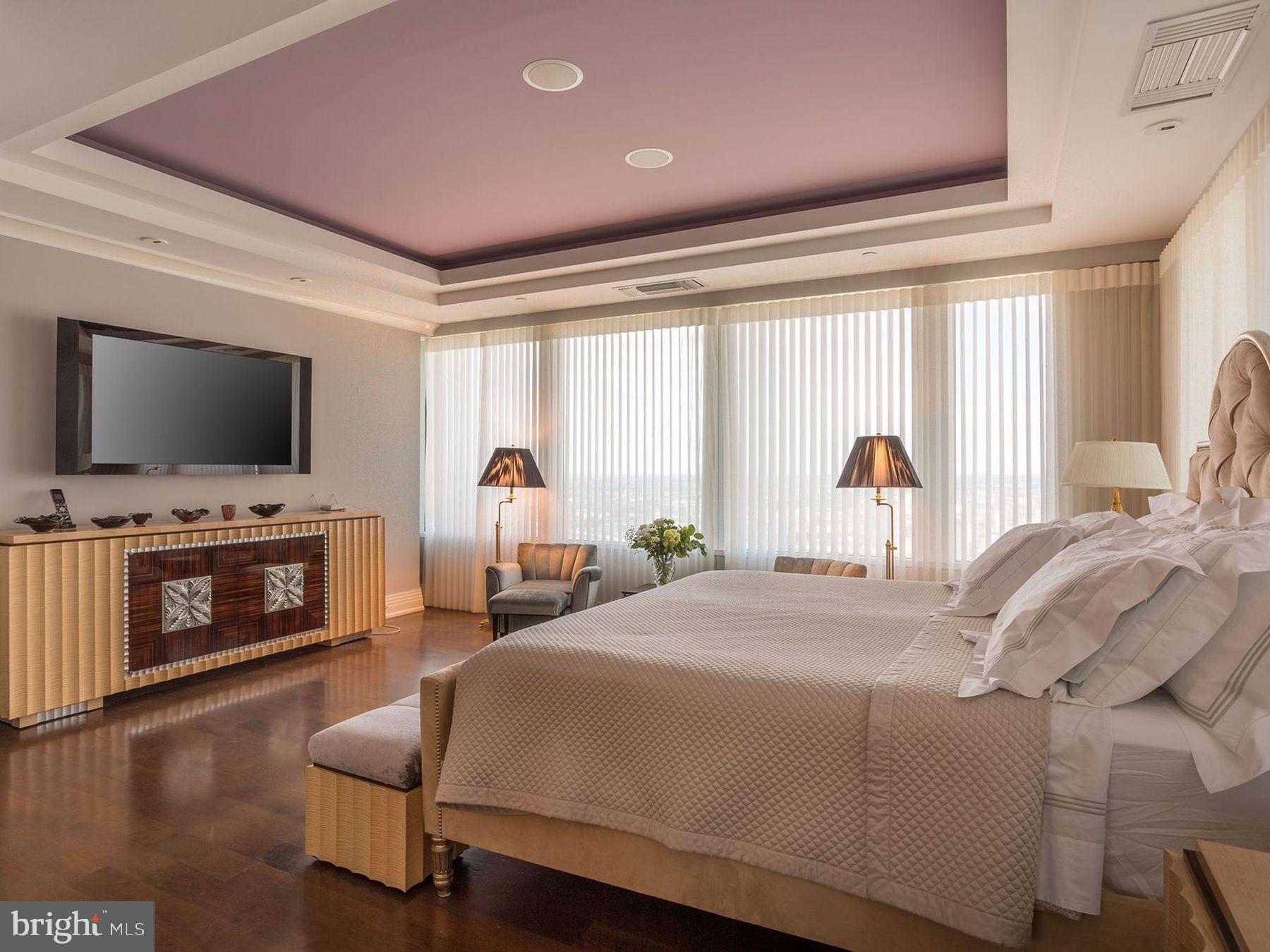 CENTER CITY - Residential