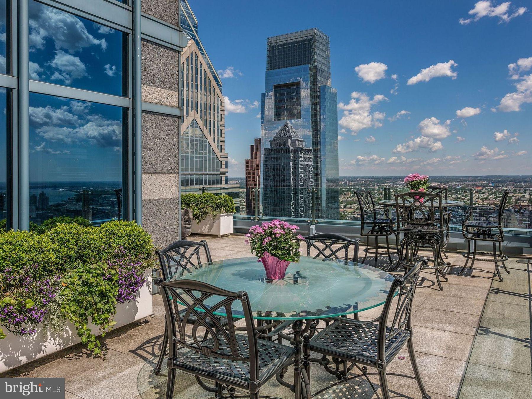 CENTER CITY - Residential