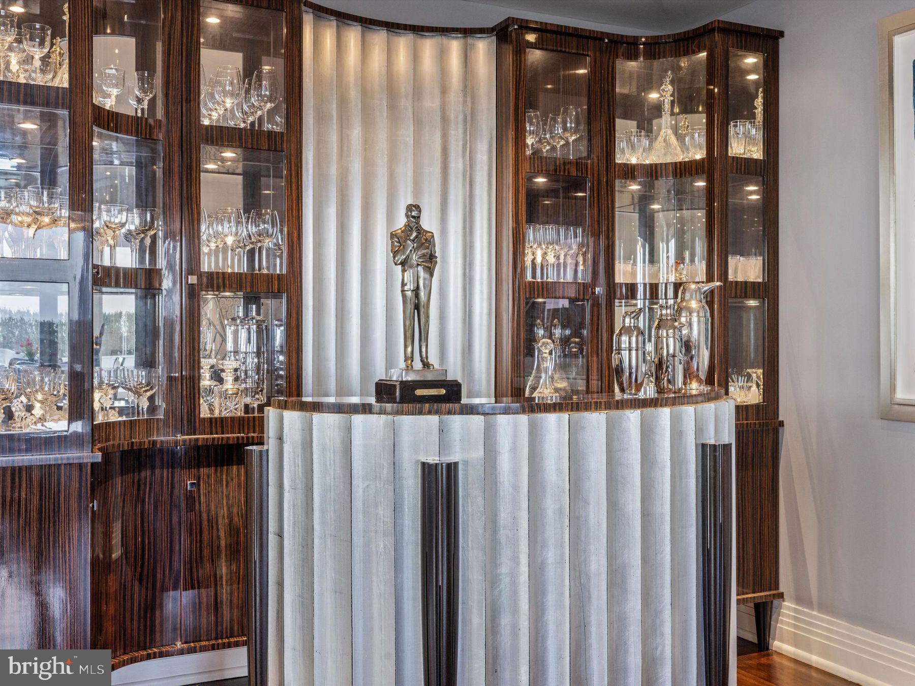 CENTER CITY - Residential