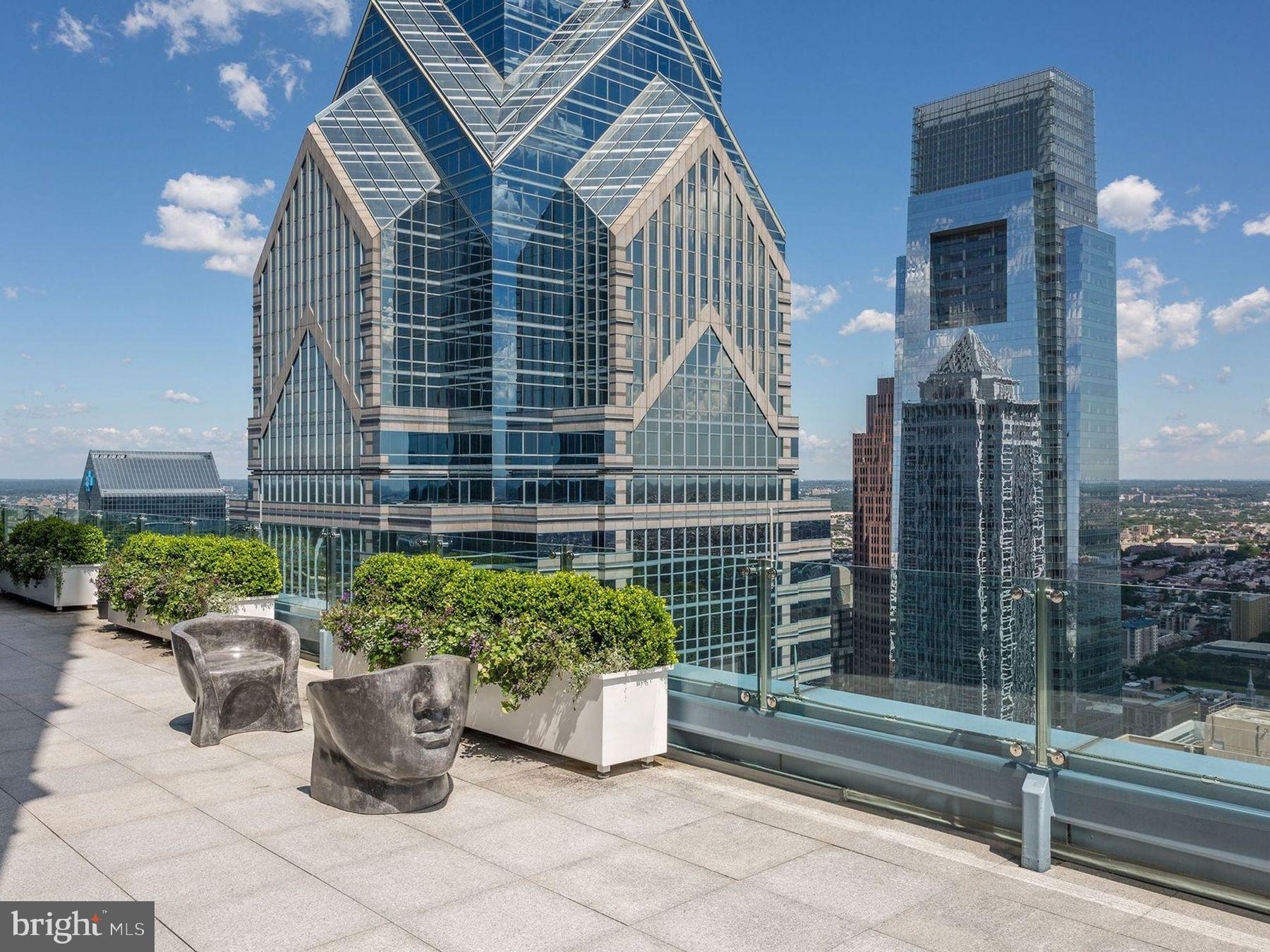 CENTER CITY - Residential