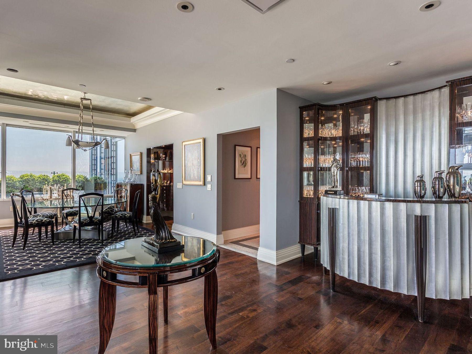 CENTER CITY - Residential