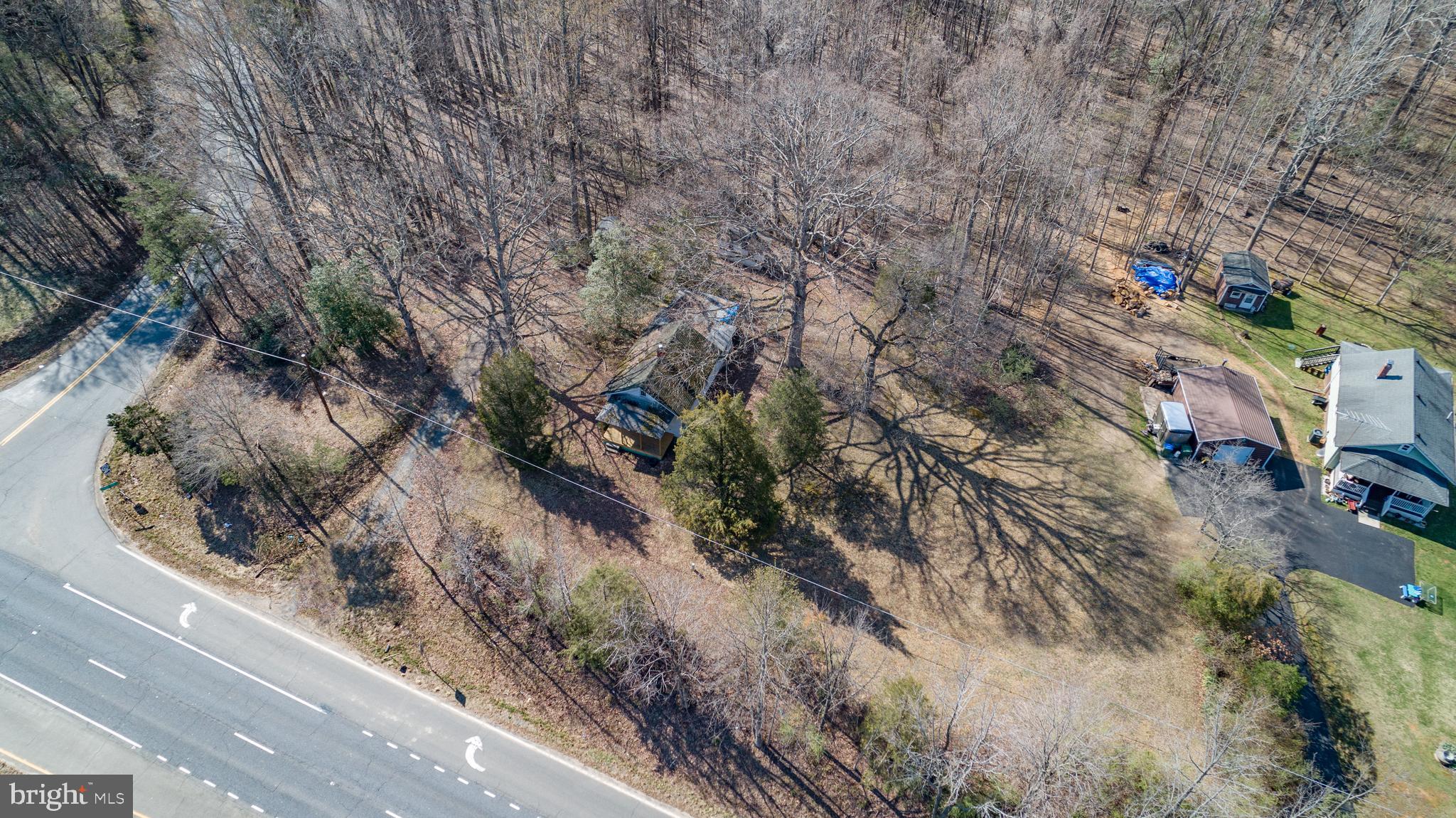 HARTWOOD - Commercial Sale