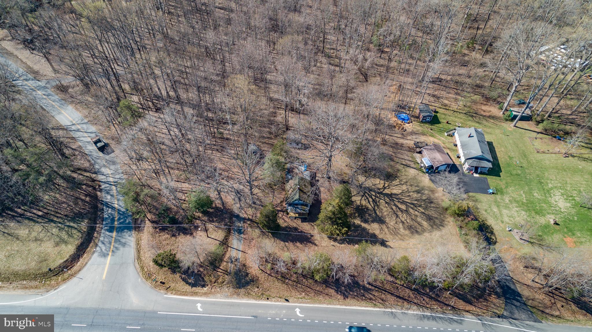 HARTWOOD - Commercial Sale