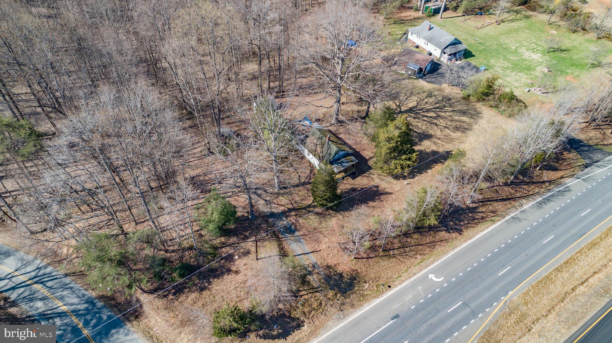 HARTWOOD - Commercial Sale