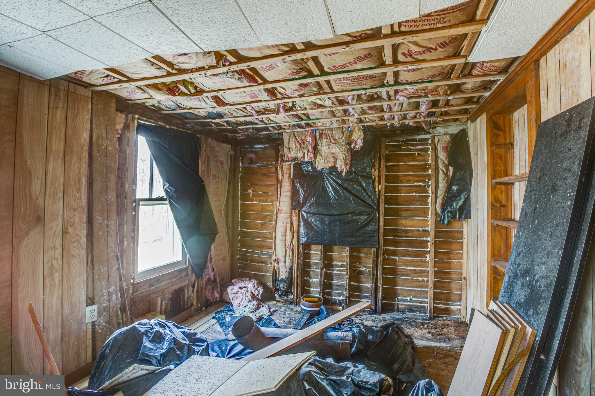 HARTWOOD - Commercial Sale