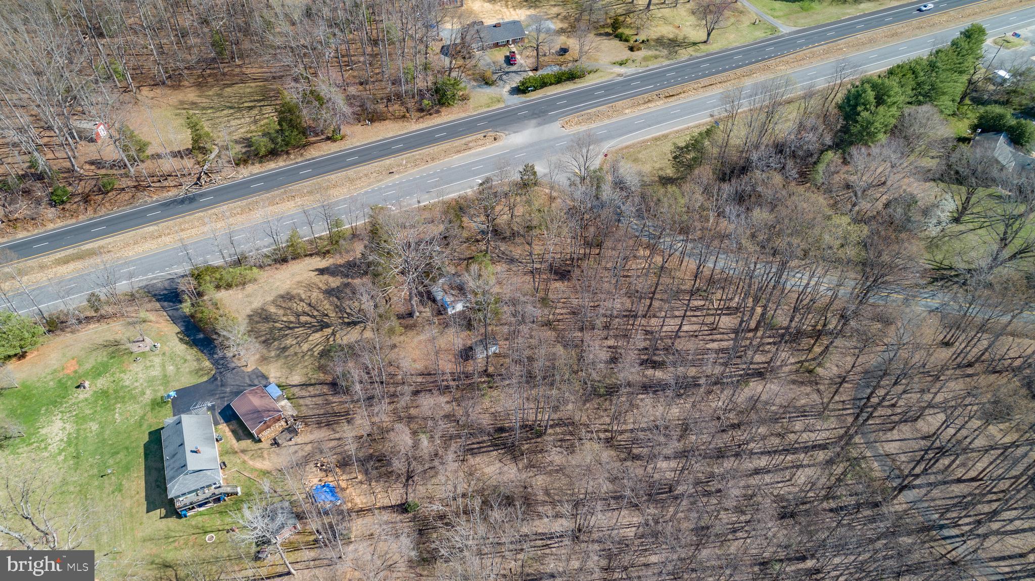 HARTWOOD - Commercial Sale