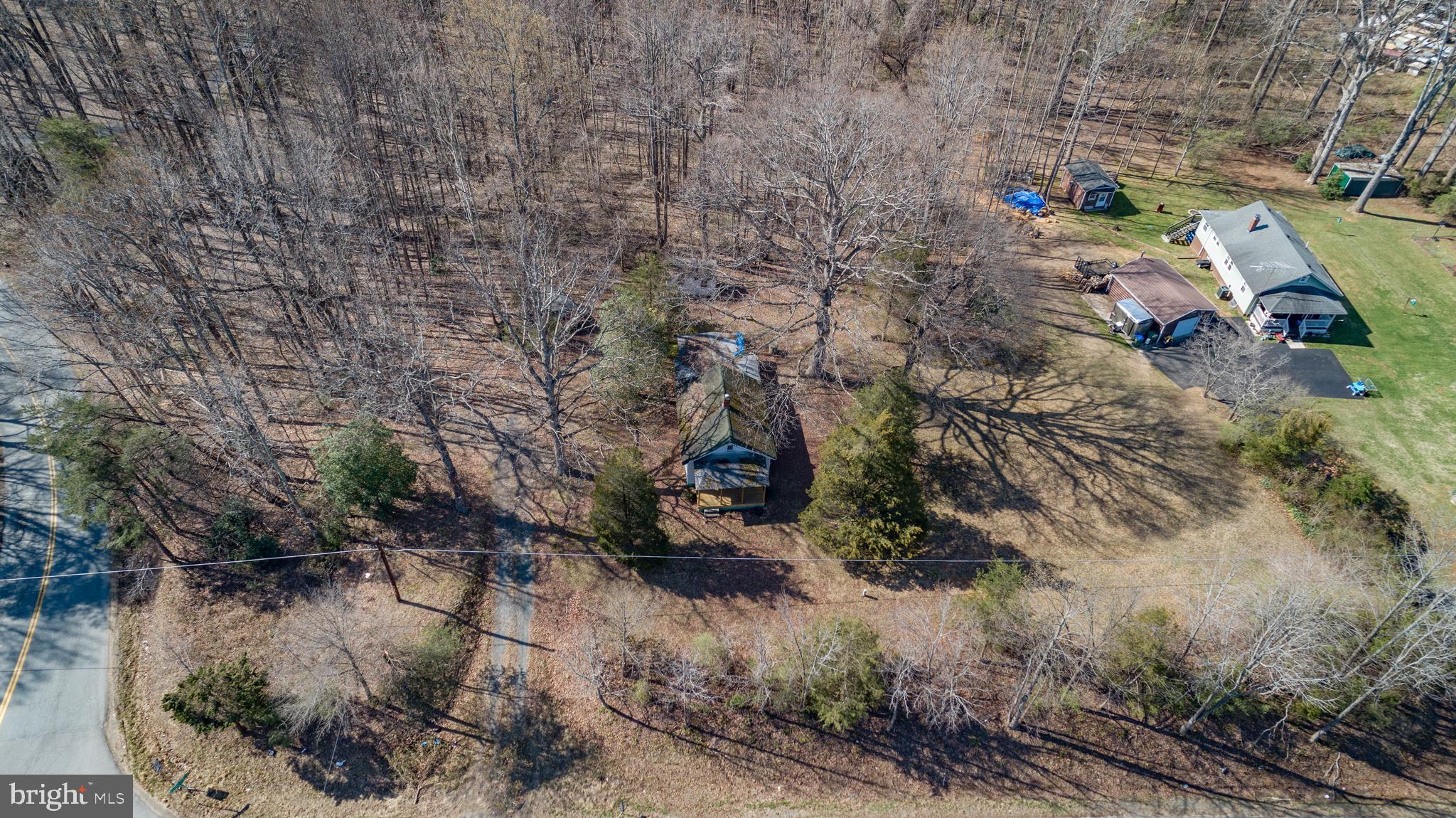 HARTWOOD - Commercial Sale