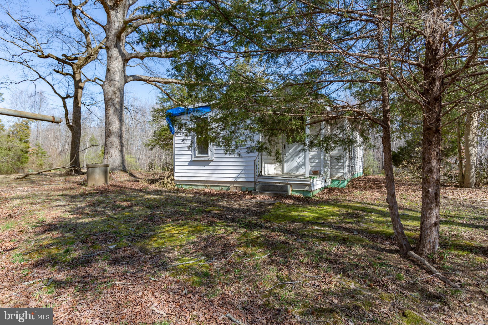 HARTWOOD - Commercial Sale