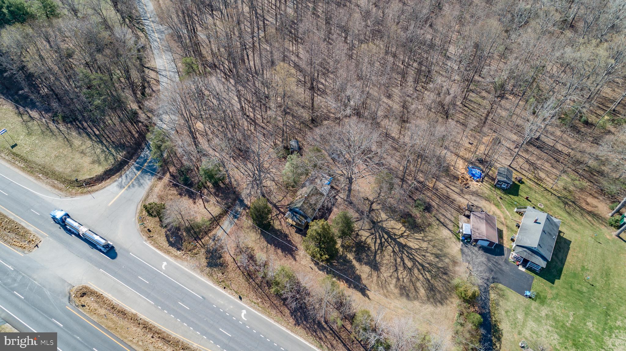 HARTWOOD - Commercial Sale