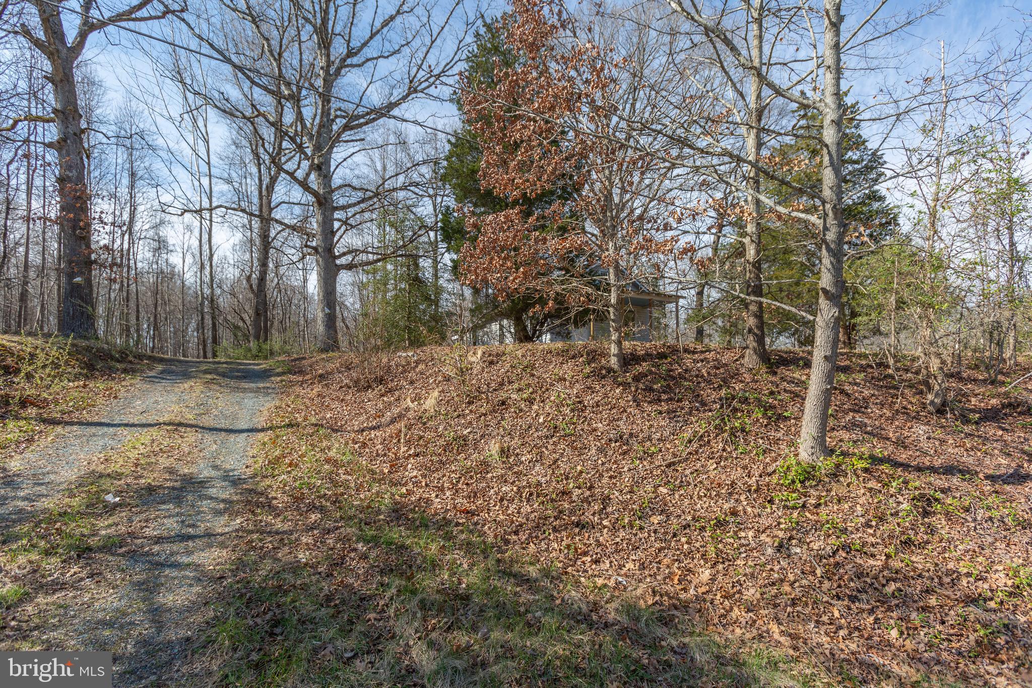 HARTWOOD - Commercial Sale