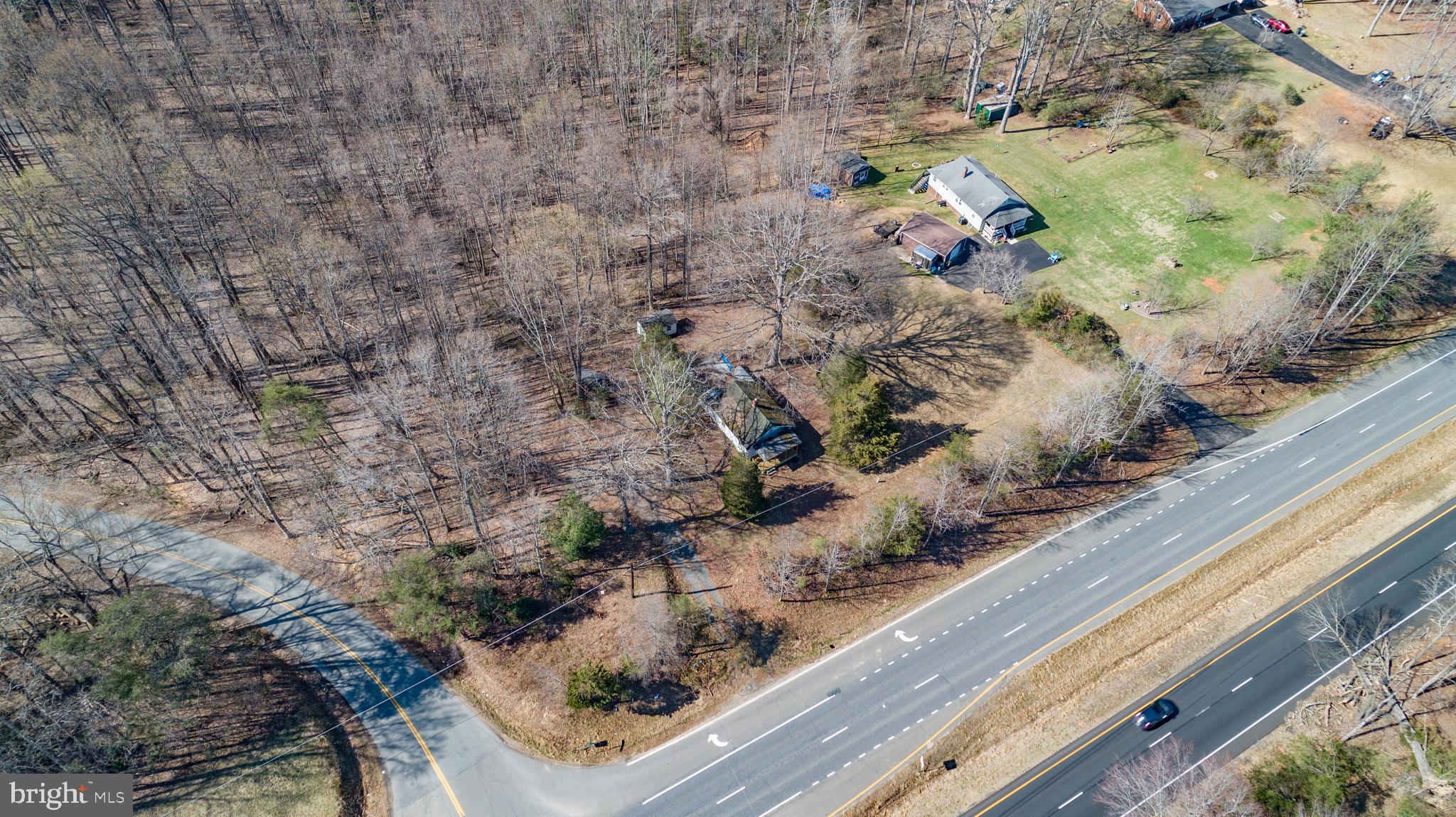 HARTWOOD - Commercial Sale