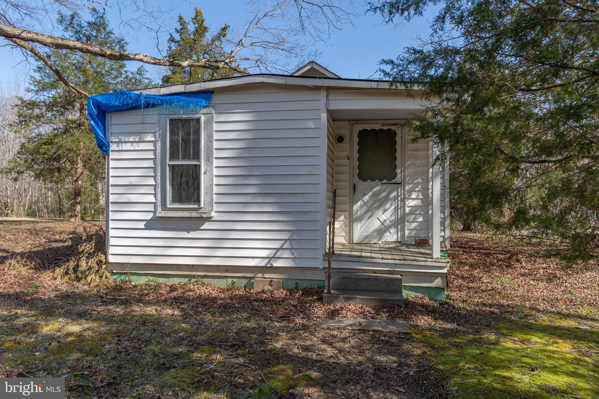 HARTWOOD - Commercial Sale