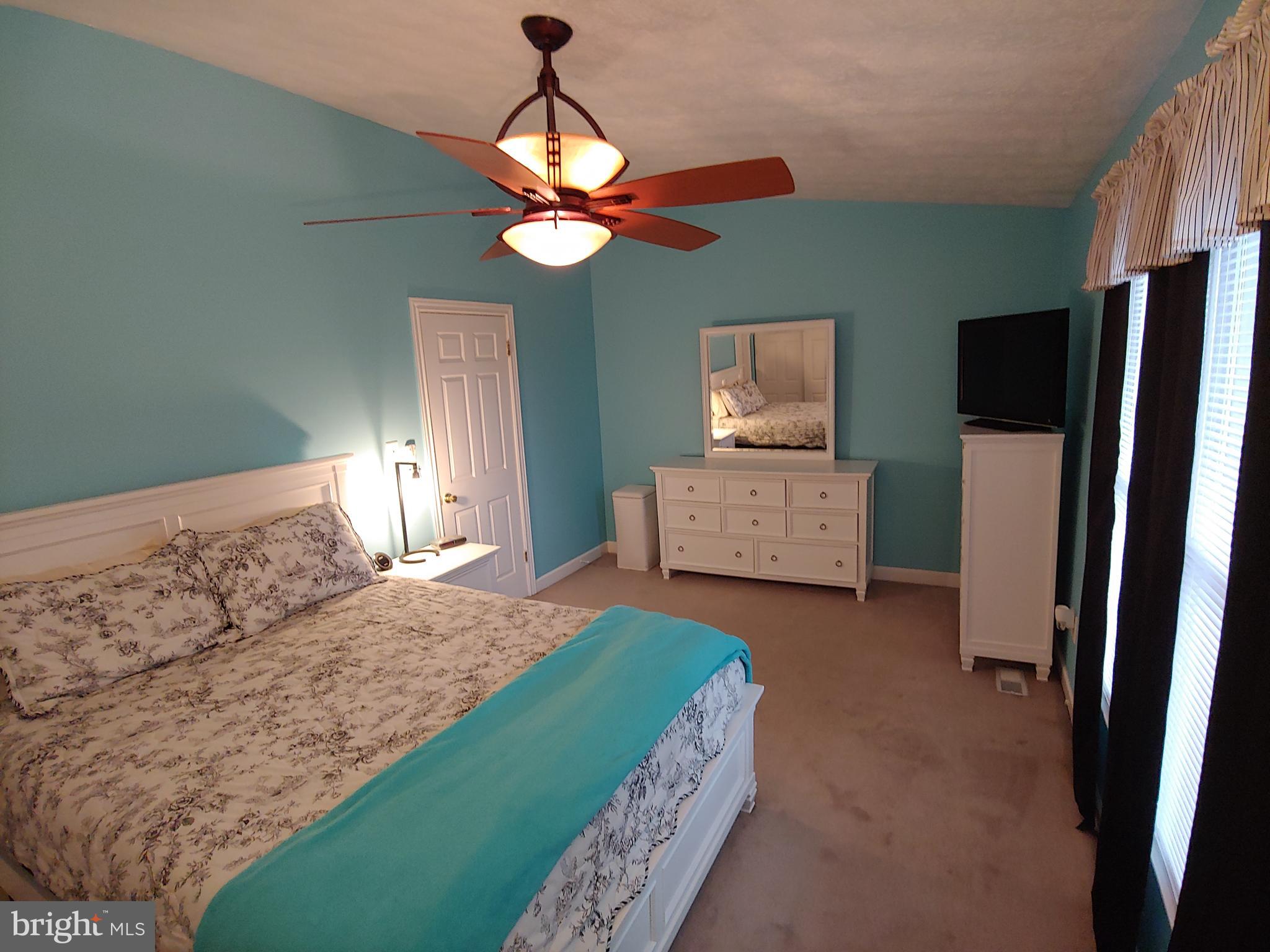 BRIGHT OAKS - Residential