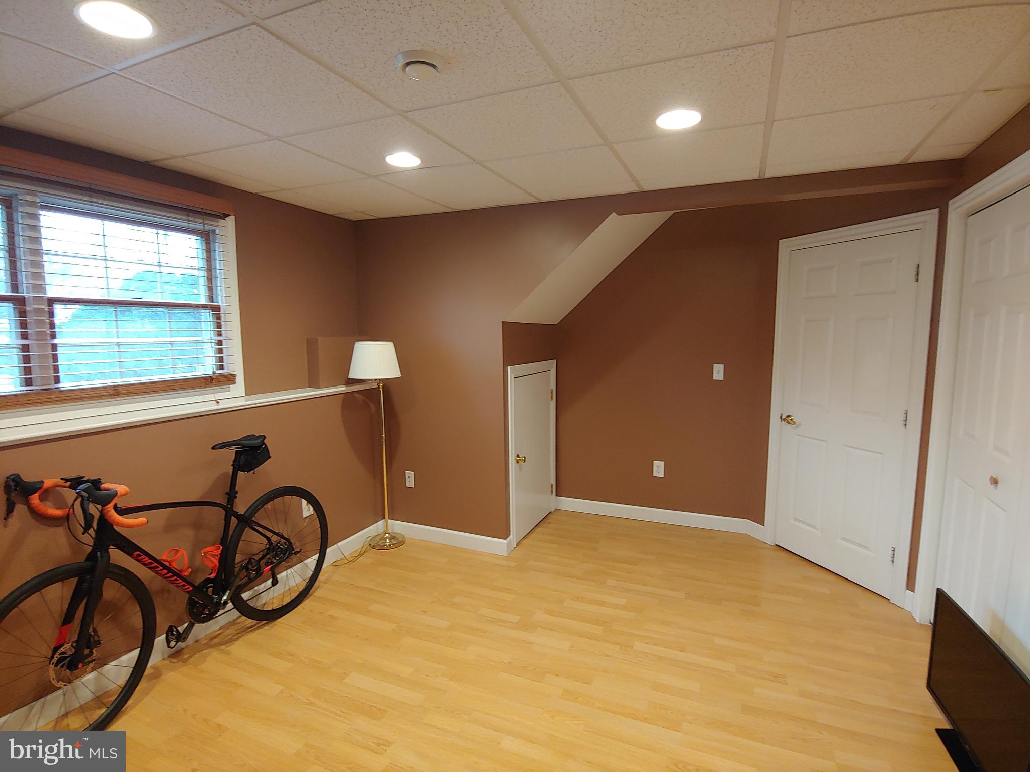 BRIGHT OAKS - Residential