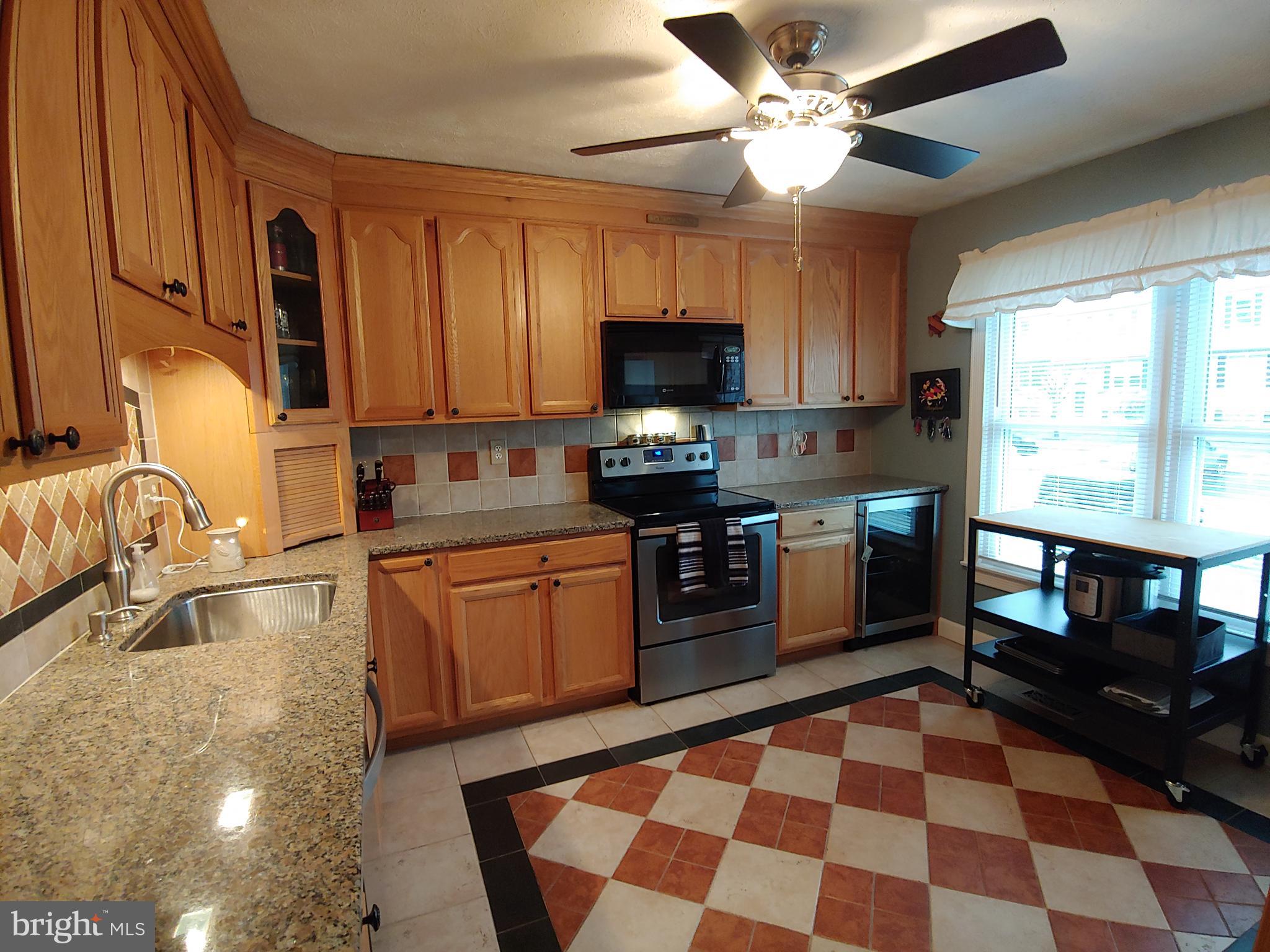 BRIGHT OAKS - Residential