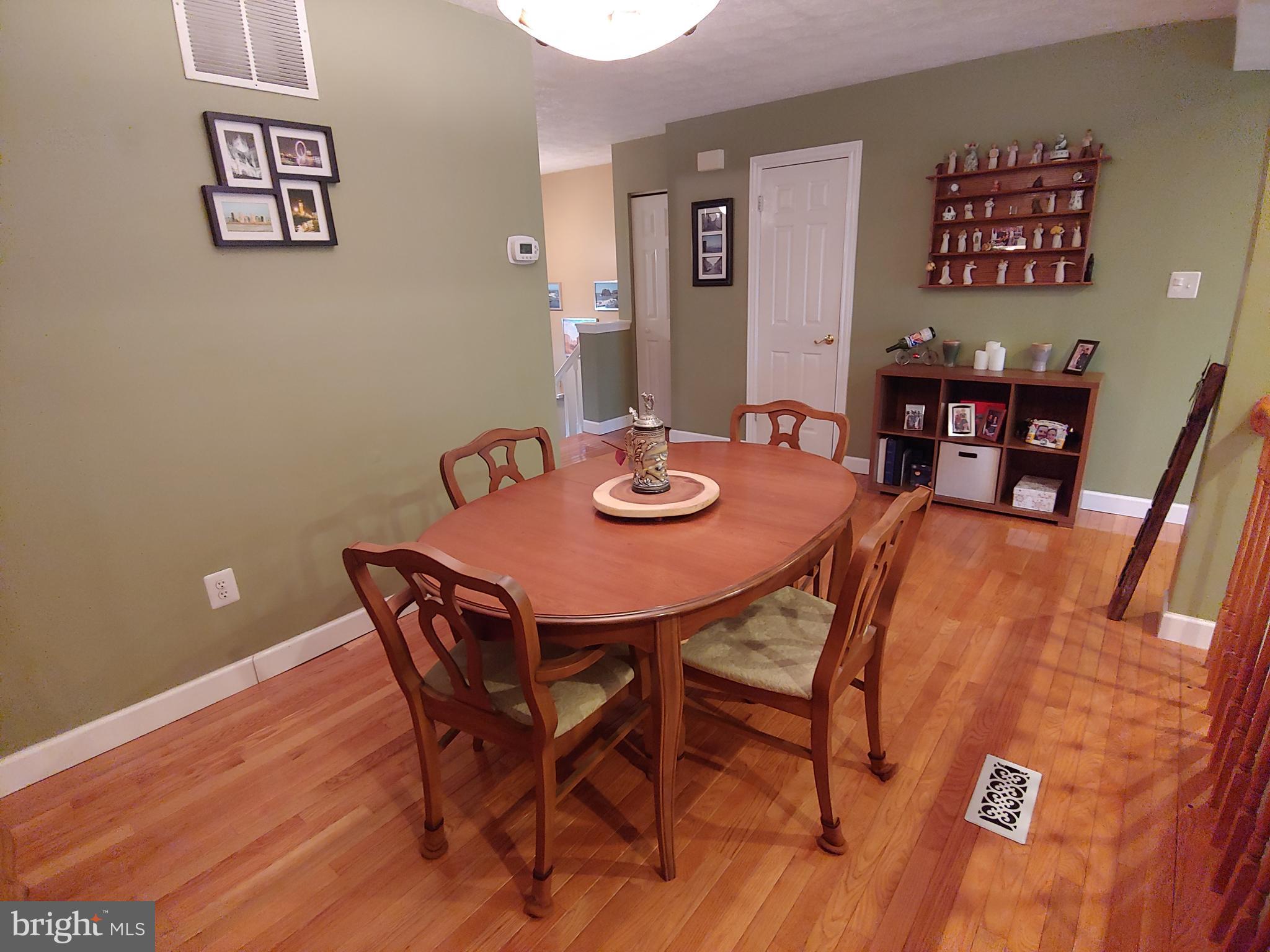 BRIGHT OAKS - Residential