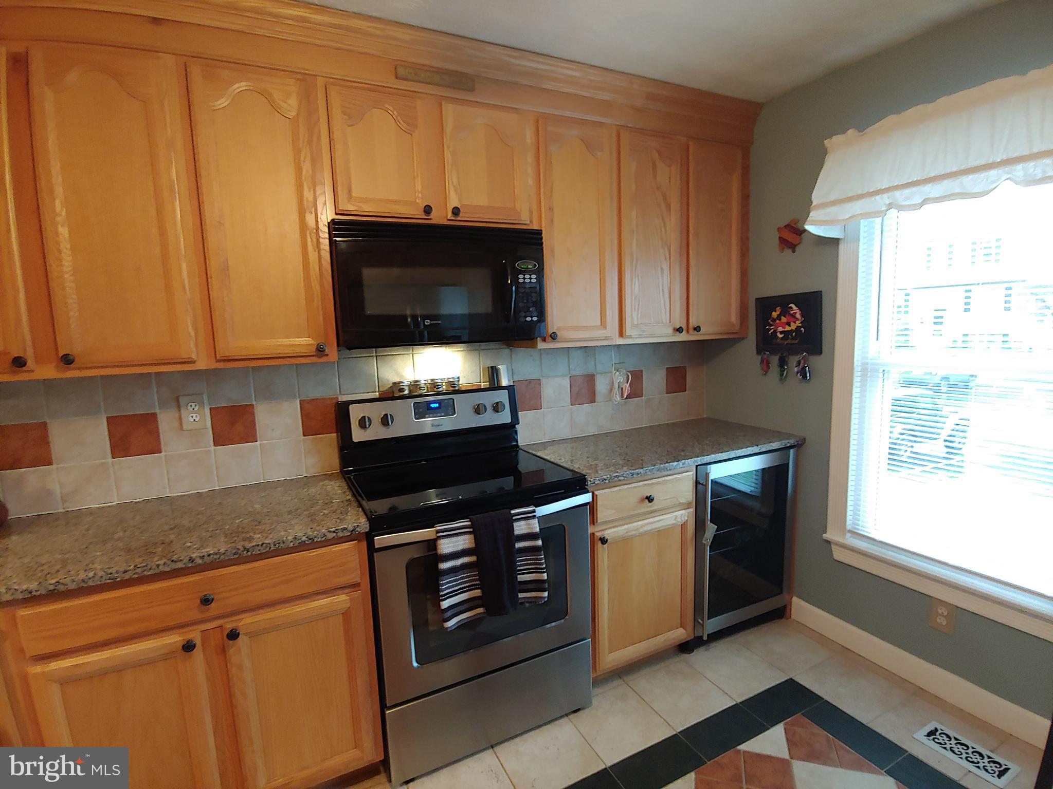 BRIGHT OAKS - Residential