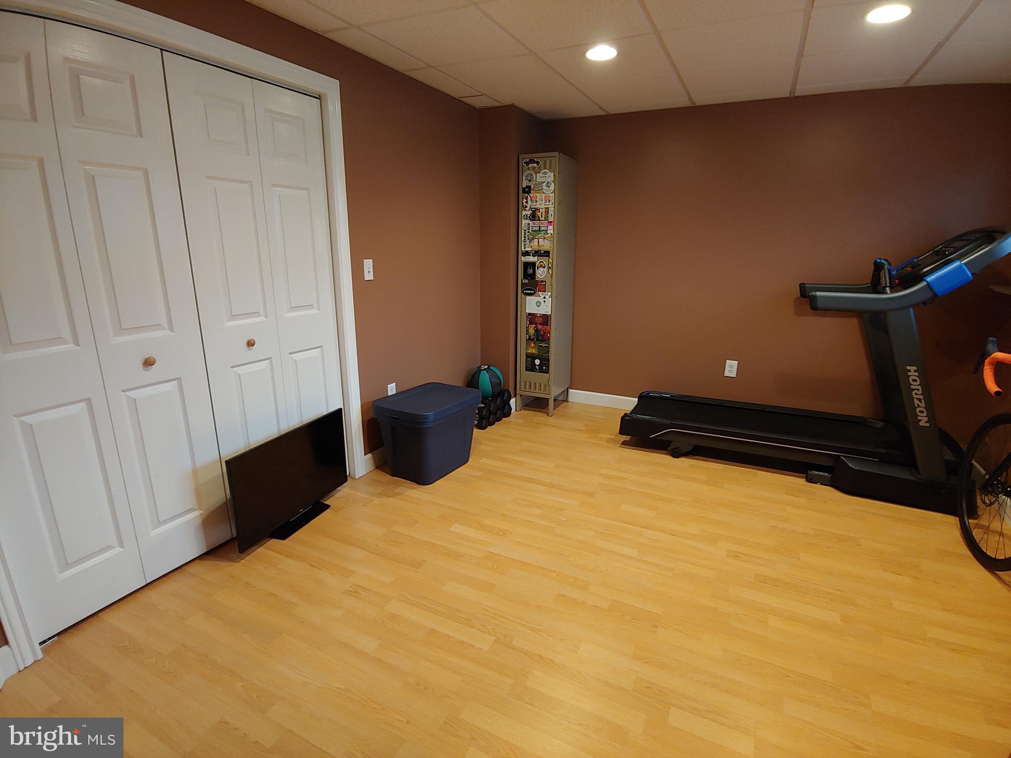 BRIGHT OAKS - Residential