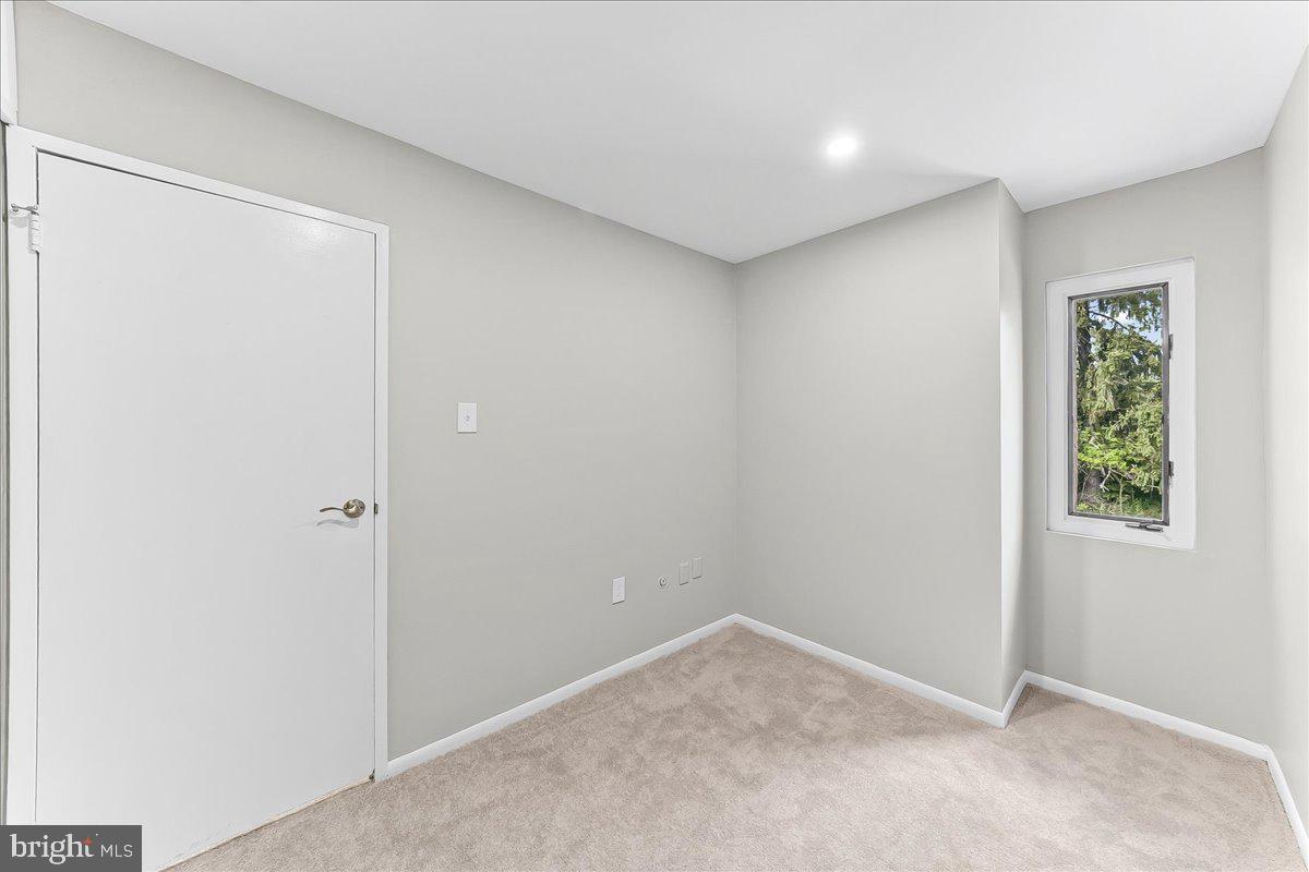 PAINTERS CROSSING - Residential