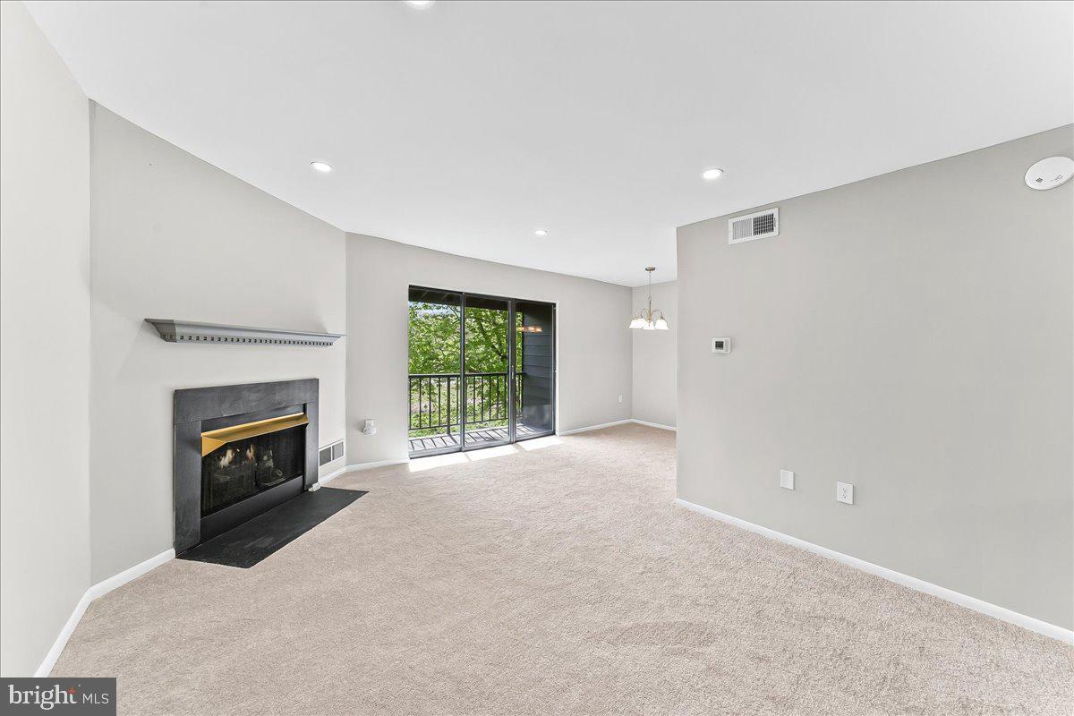 PAINTERS CROSSING - Residential