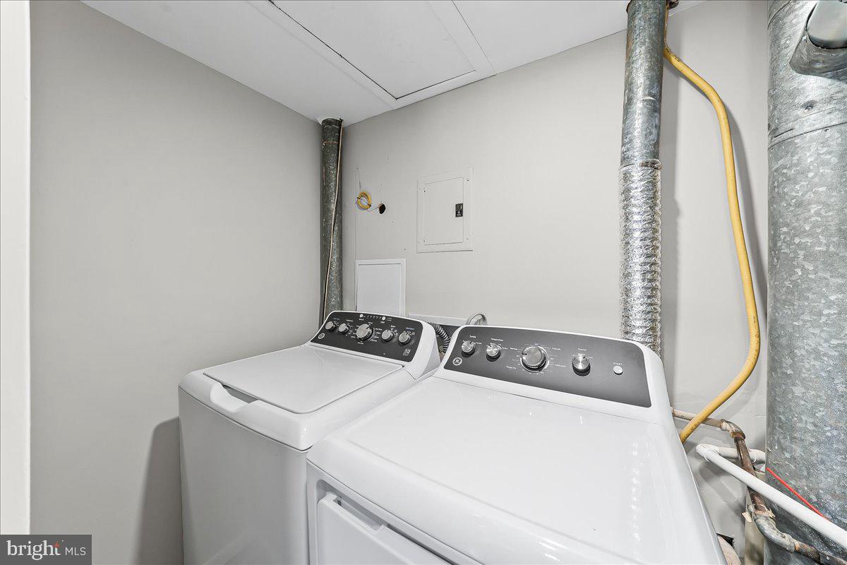 PAINTERS CROSSING - Residential