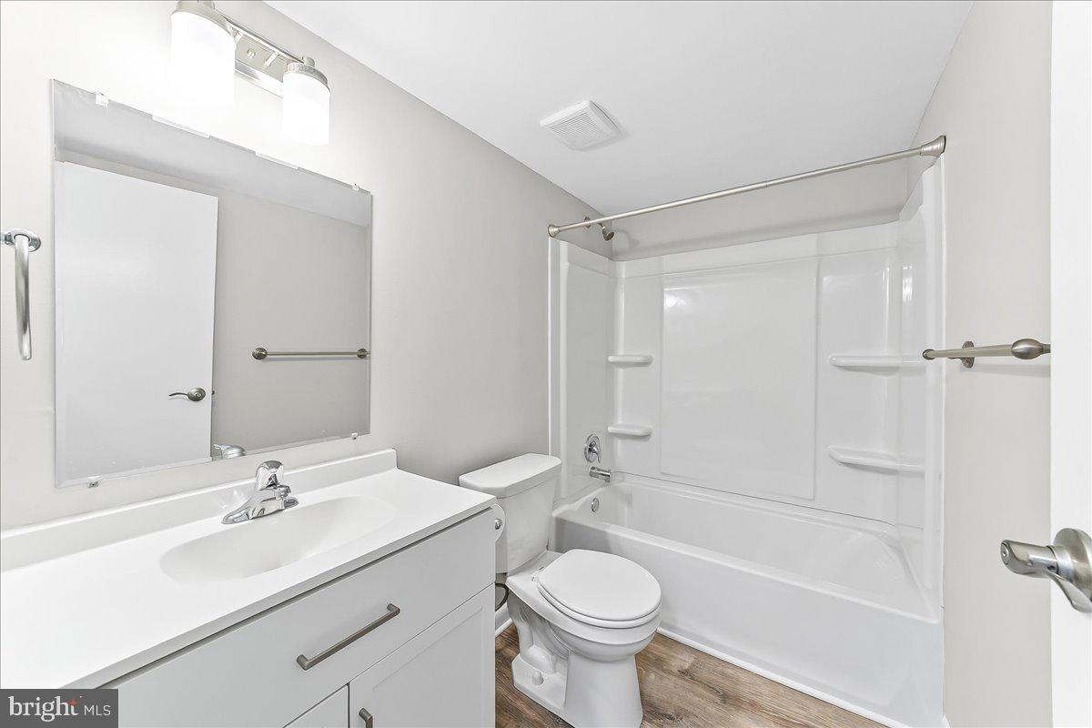 PAINTERS CROSSING - Residential