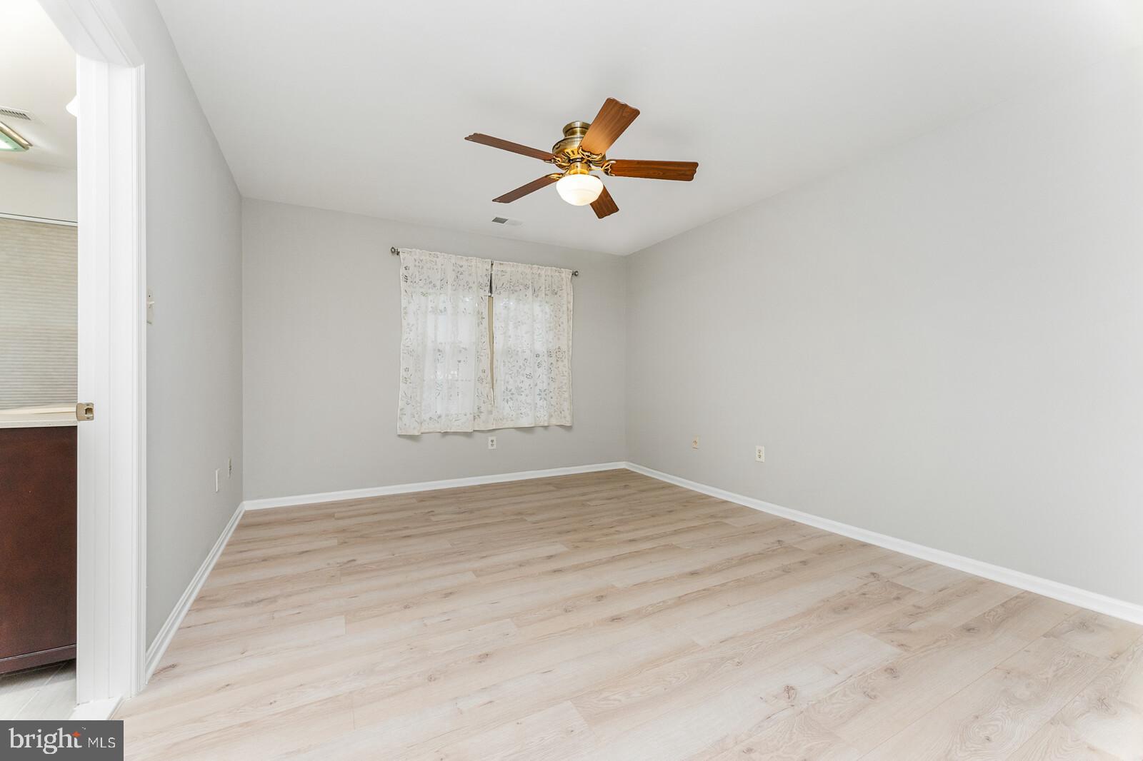 FAIR WOODS - Residential Lease