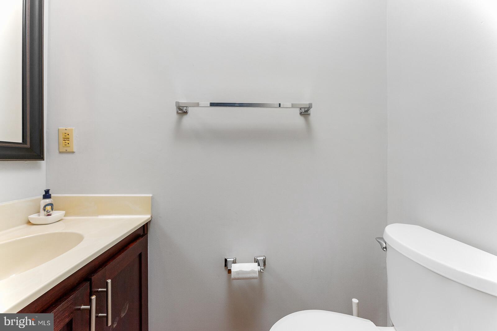 FAIR WOODS - Residential Lease