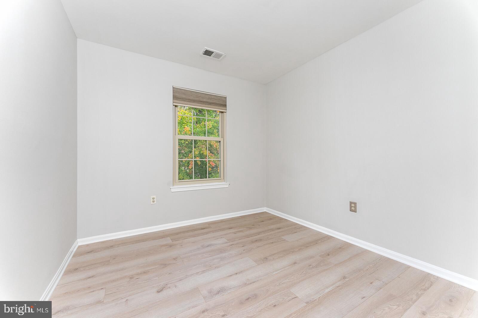 FAIR WOODS - Residential Lease