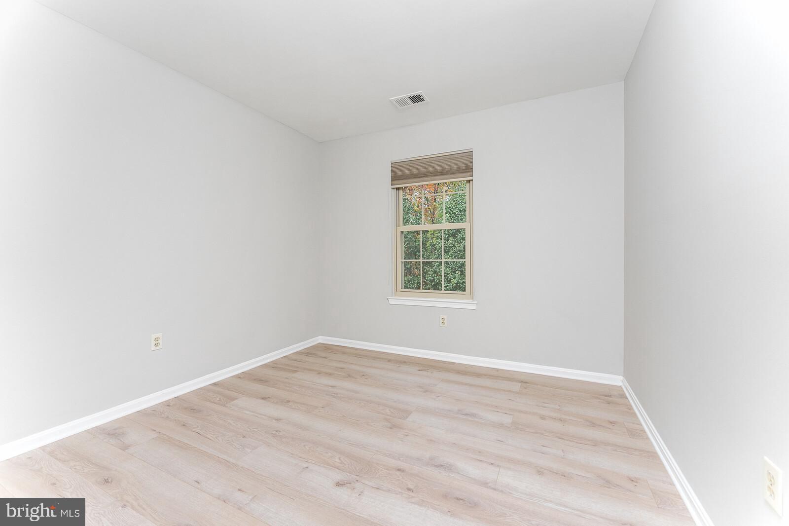 FAIR WOODS - Residential Lease