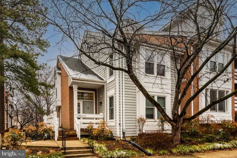 7600 LAKESIDE VILLAGE DRIVE G FALLS CHURCH VA 22042