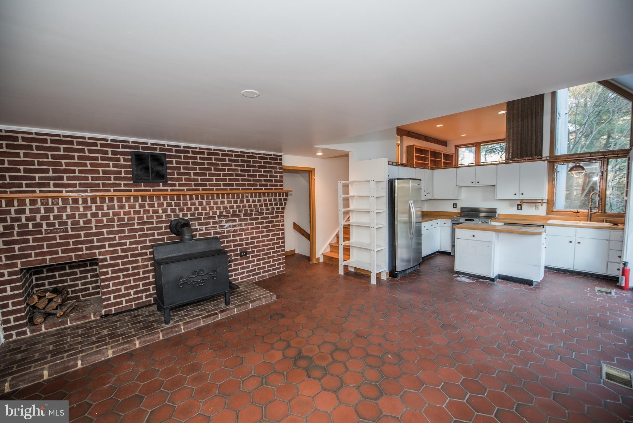 WILLOWDALE - Residential