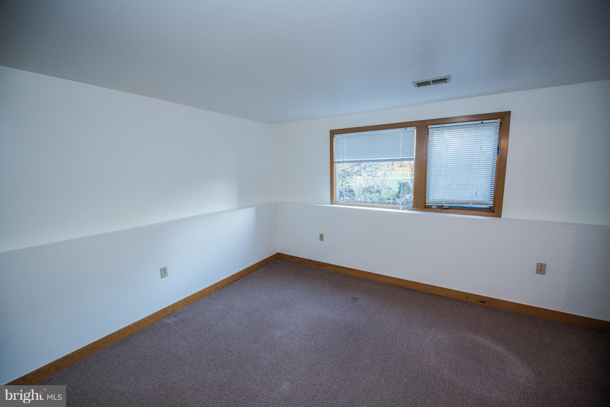 WILLOWDALE - Residential