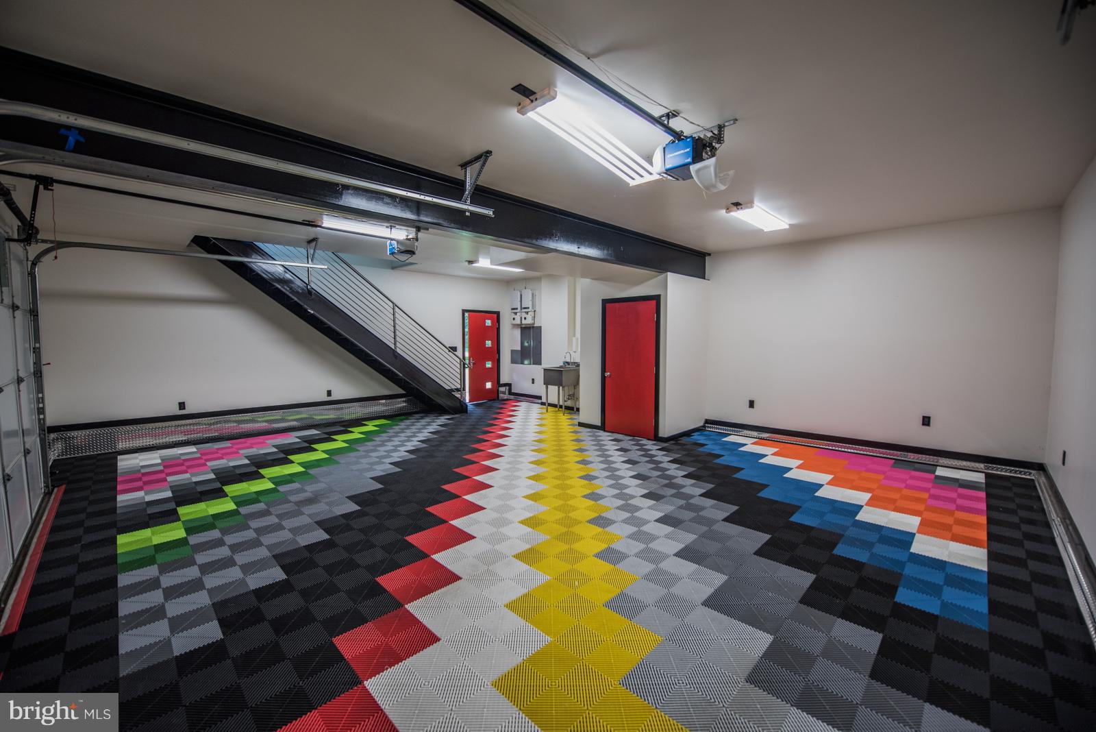 WILLOWDALE - Residential