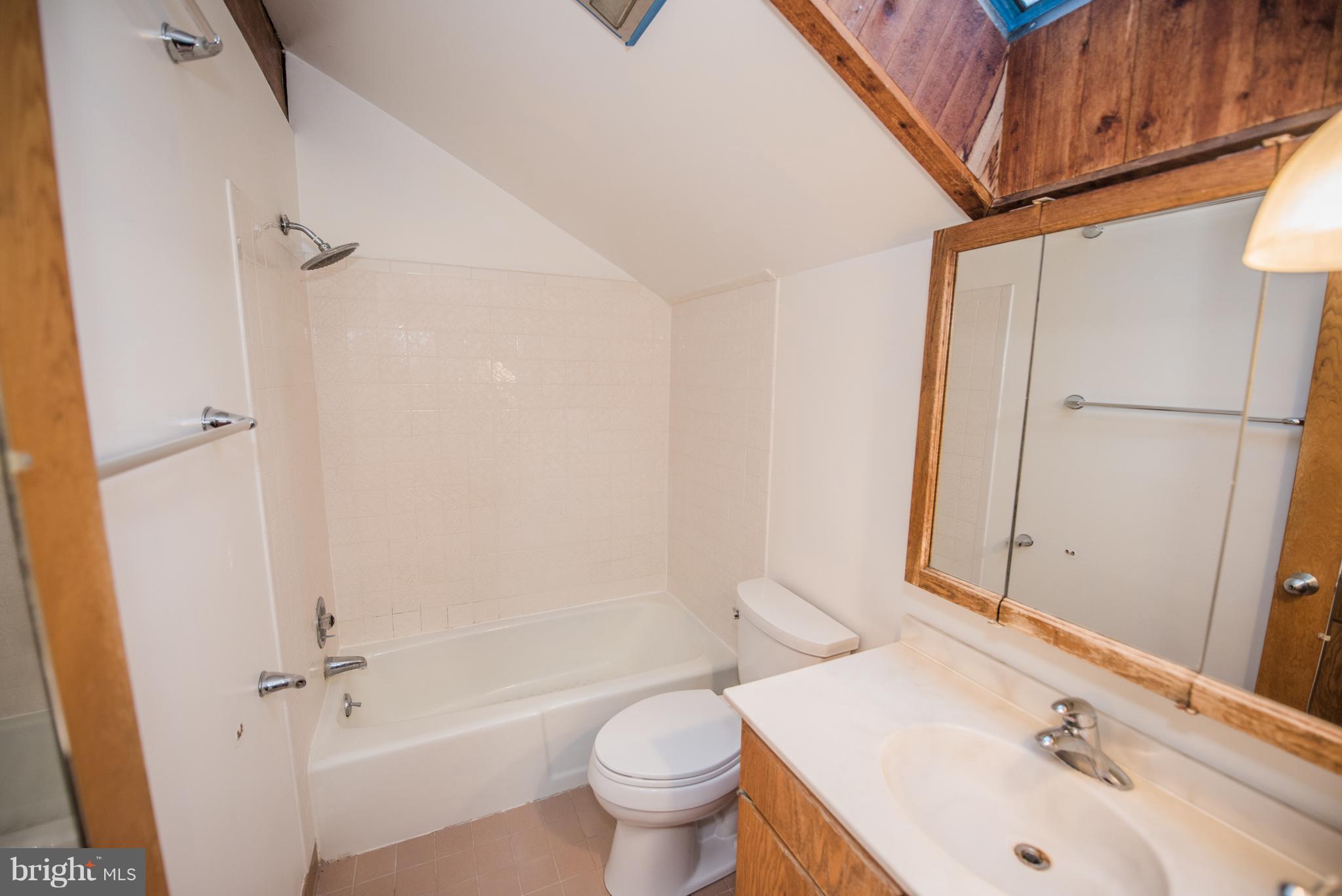 WILLOWDALE - Residential