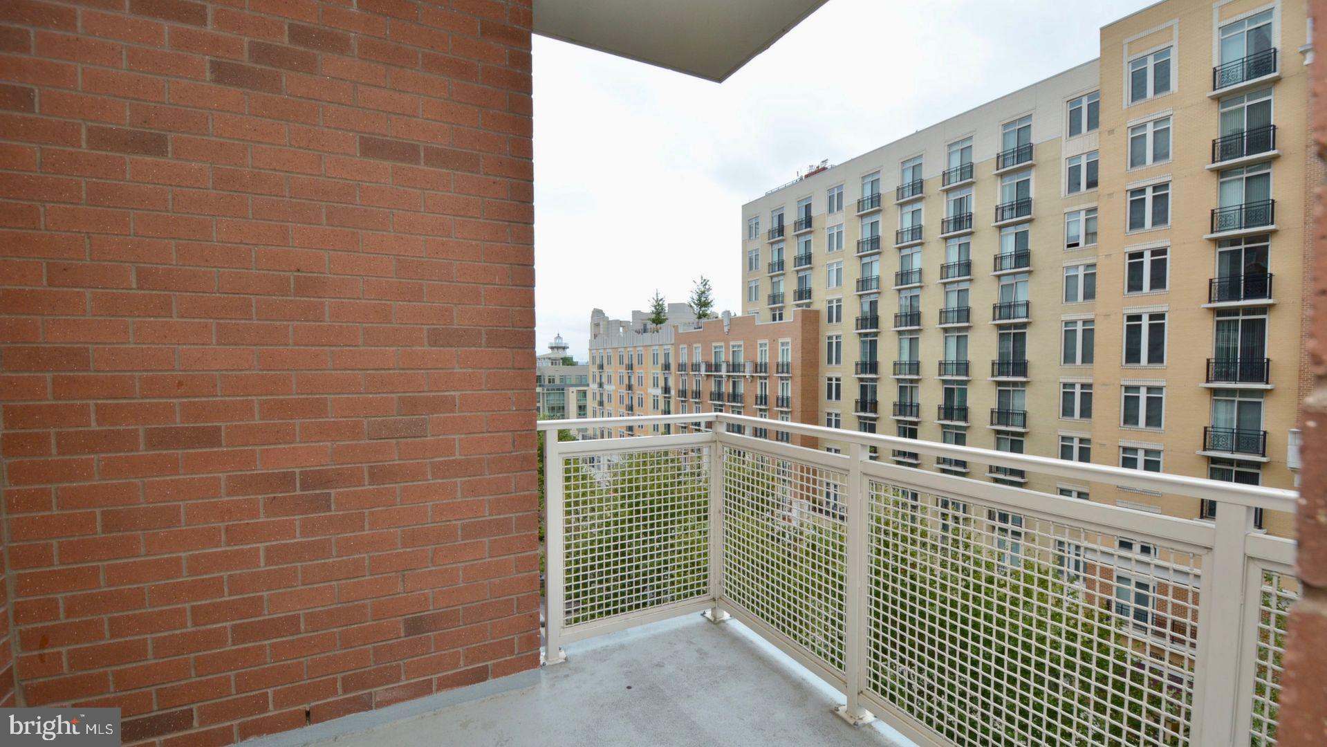 NATIONAL HARBOR - Residential