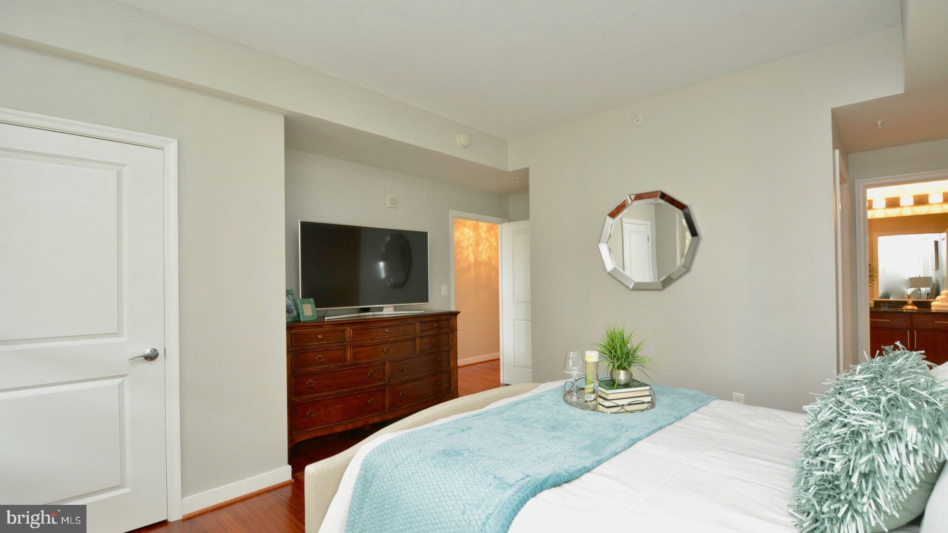 NATIONAL HARBOR - Residential