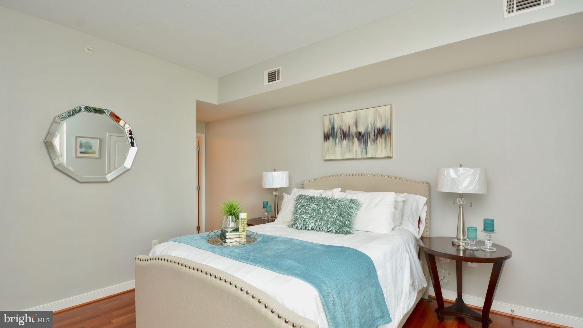 NATIONAL HARBOR - Residential