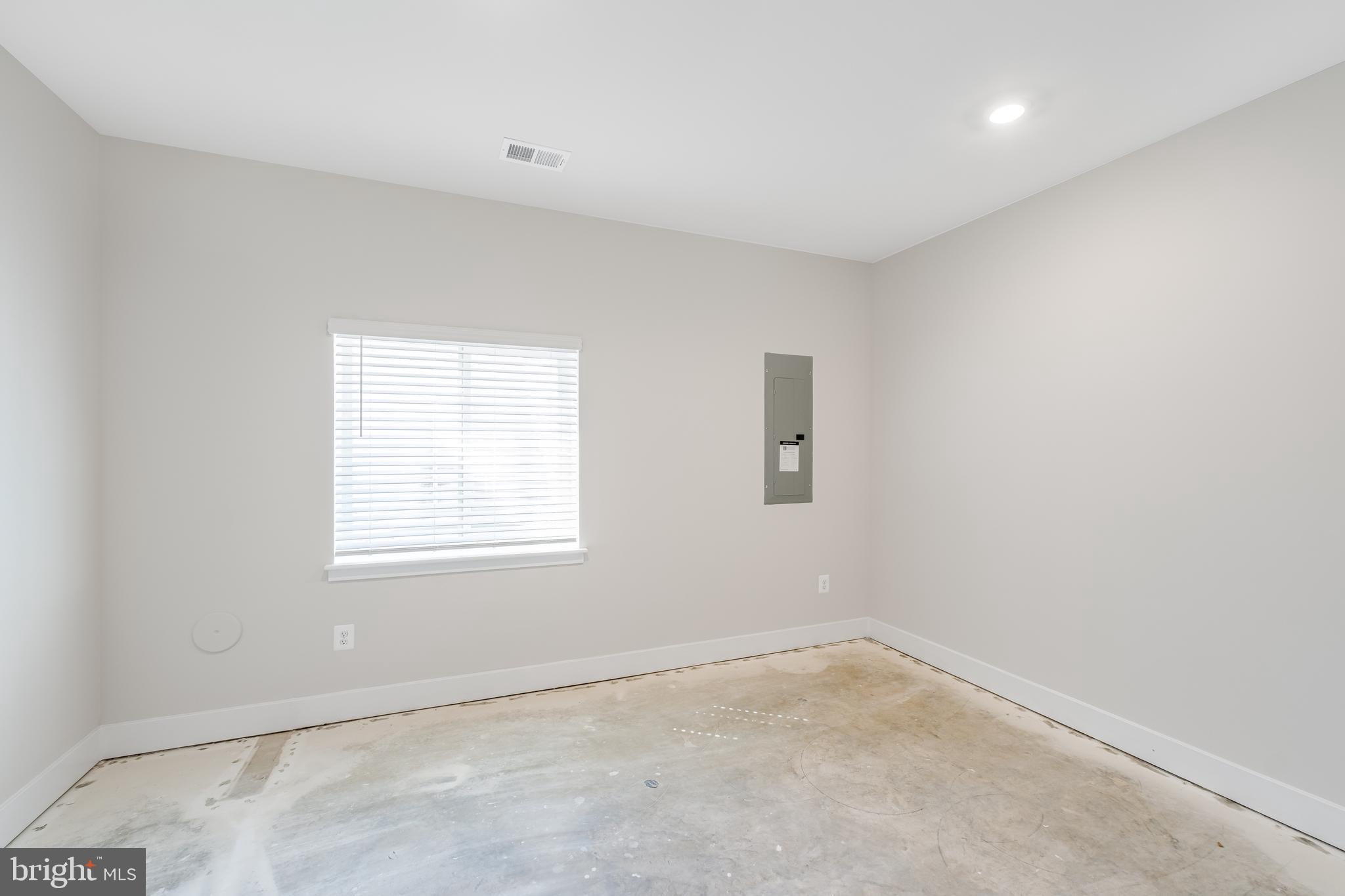 PARKSIDE PRESERVE - Residential