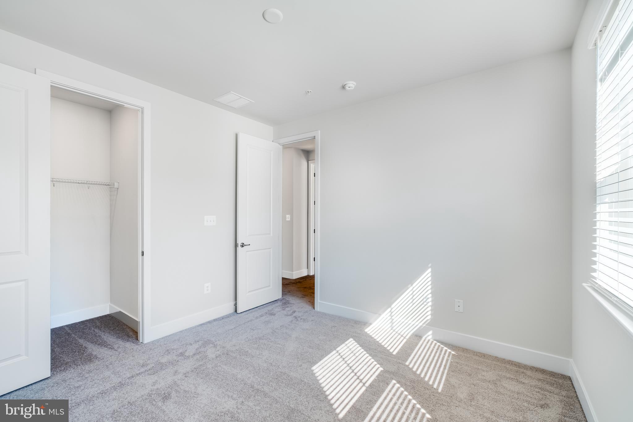 PARKSIDE PRESERVE - Residential