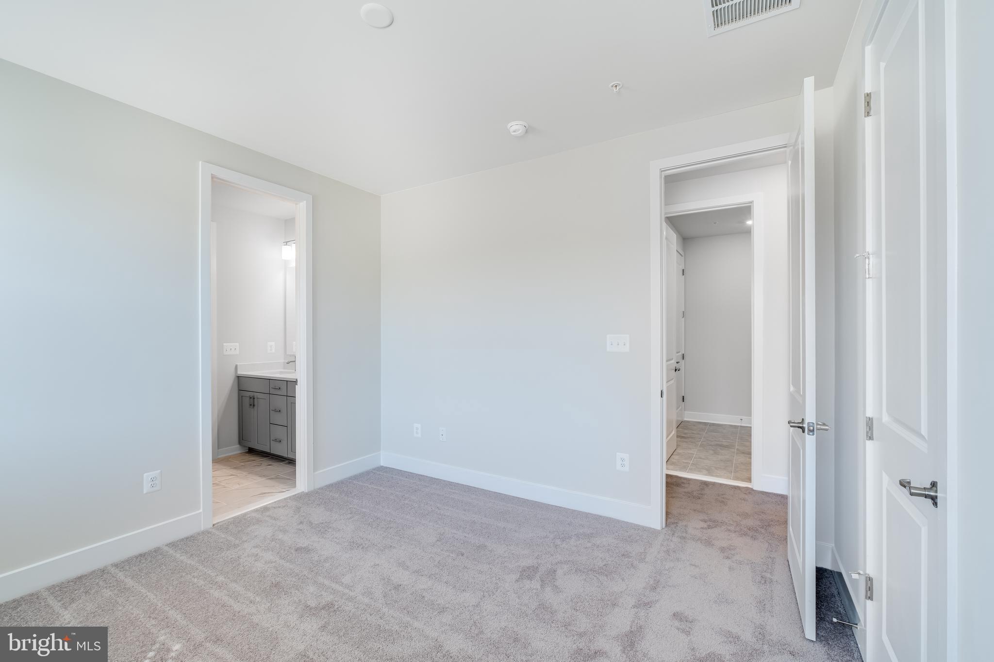 PARKSIDE PRESERVE - Residential